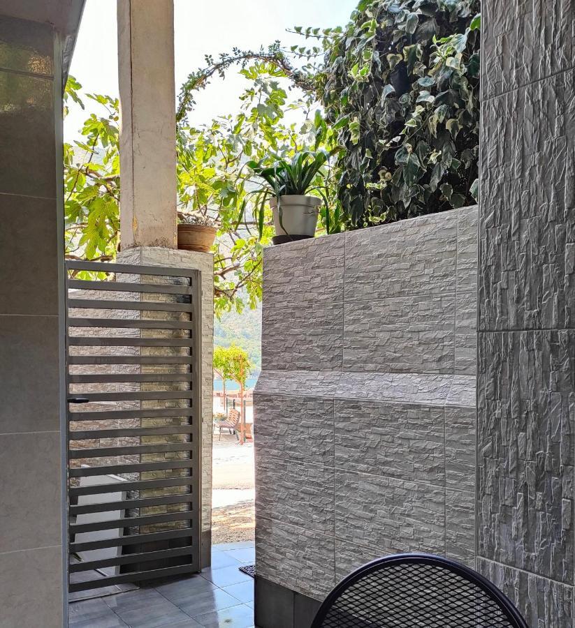 Studio Apartman Rea Kotor Exterior photo